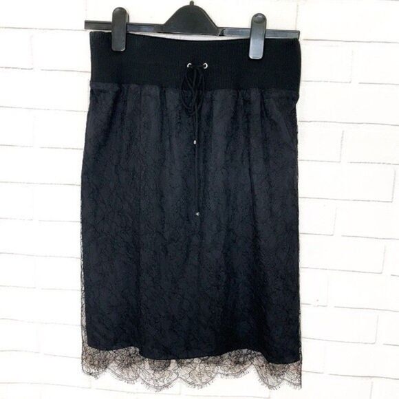 2 for $30 RED VALENTINO Black Lace Skirt - Picture 3 of 9